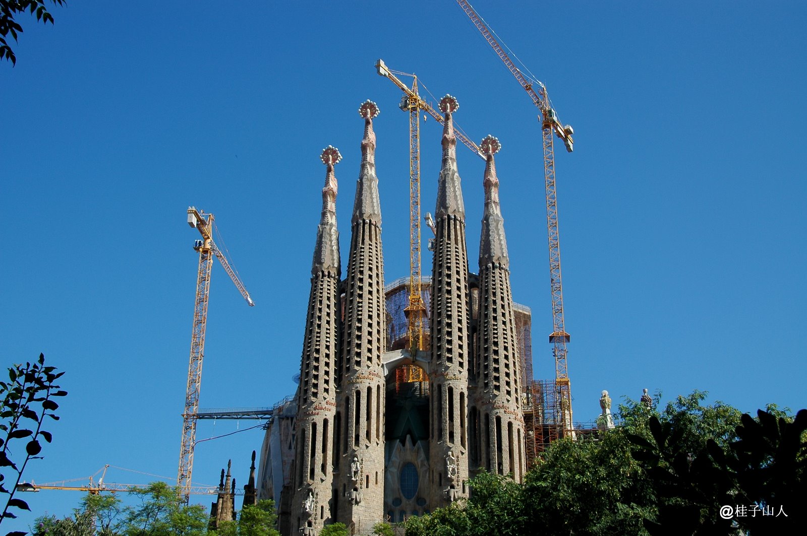 Sagrada Familia Front3