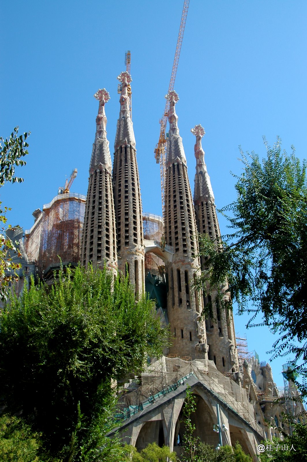 Sagrada Familia Front4